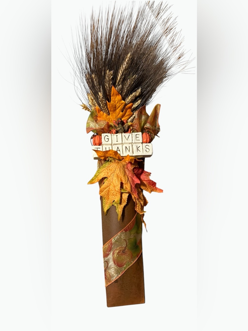 Fall Wall Decor with Orange and Brown Leaves. “Give Thanks “.